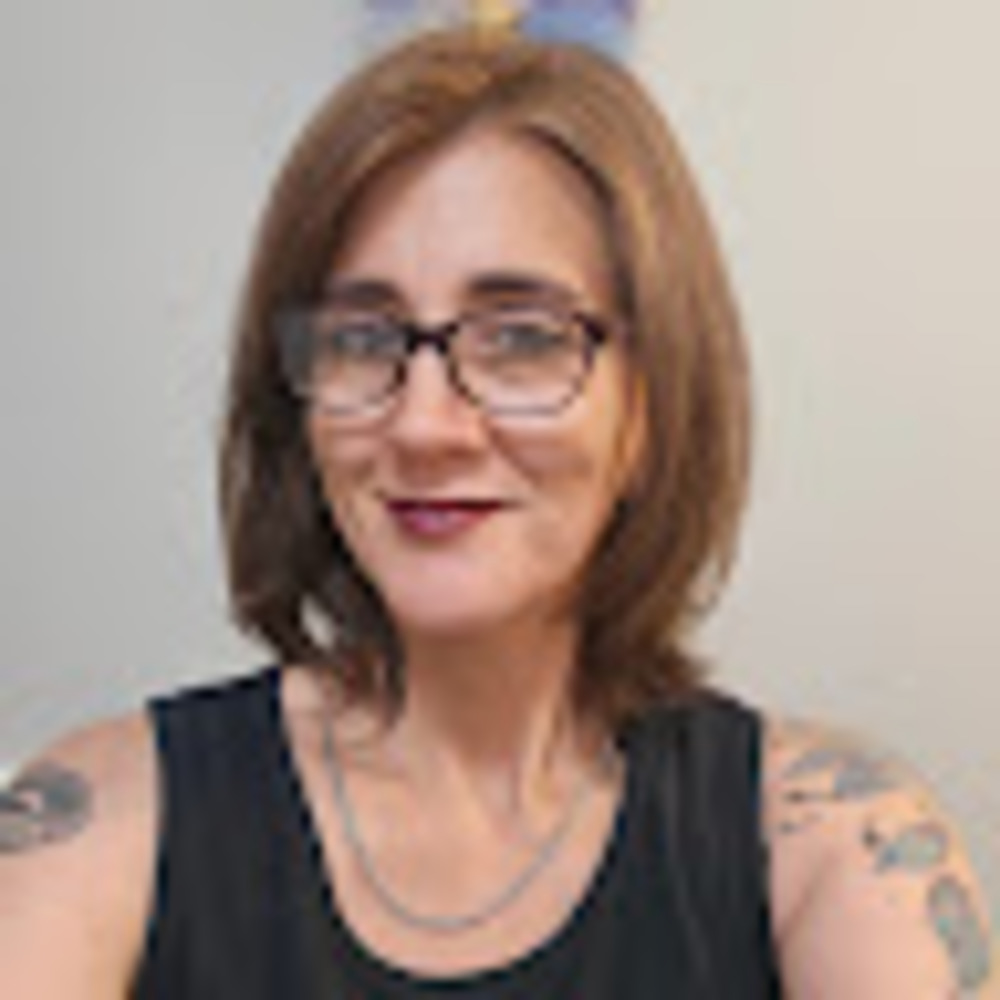 Meet your Posher, Debra